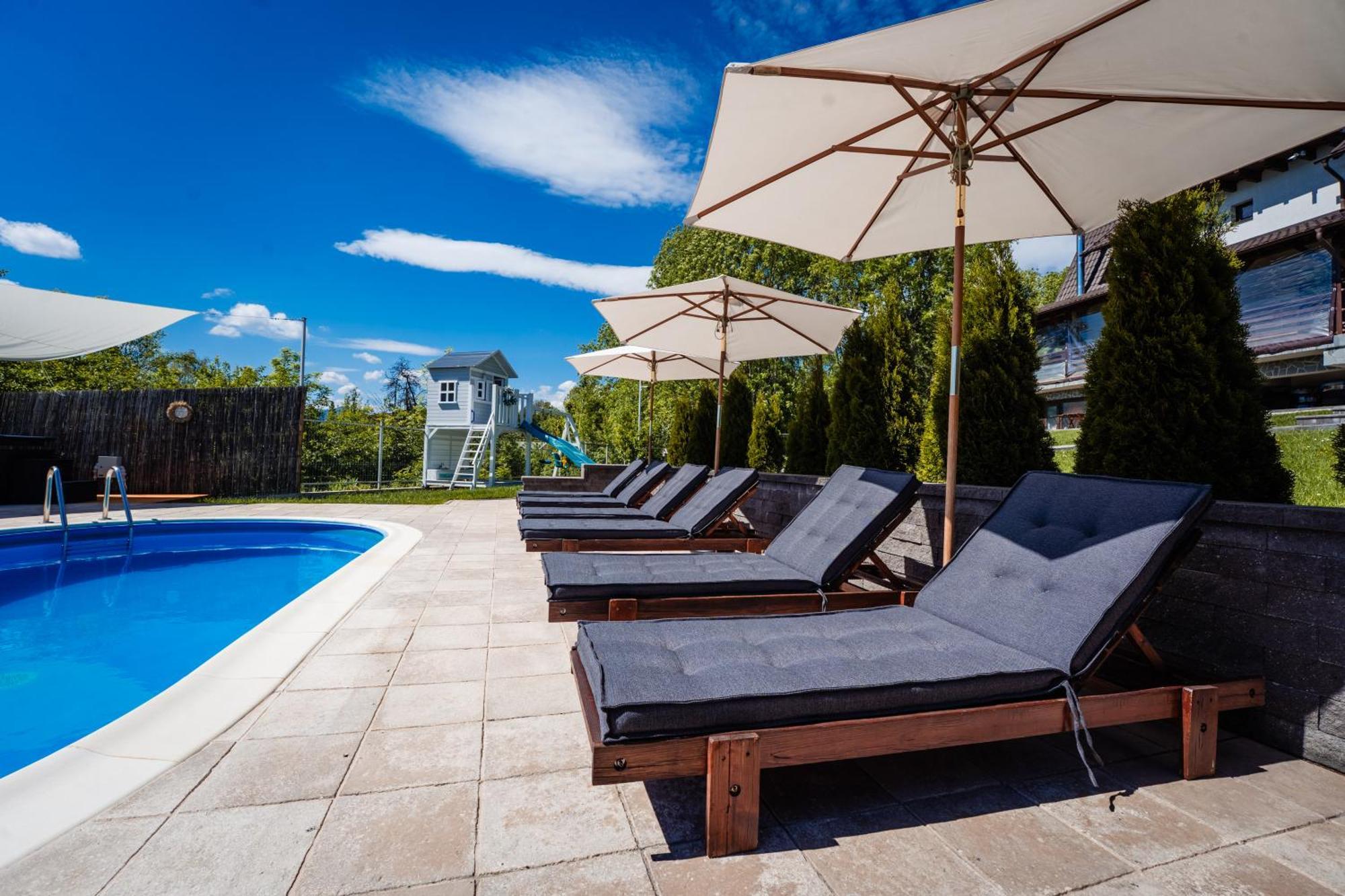 Vila Oia Wellness & Spa Breaza  Exterior photo