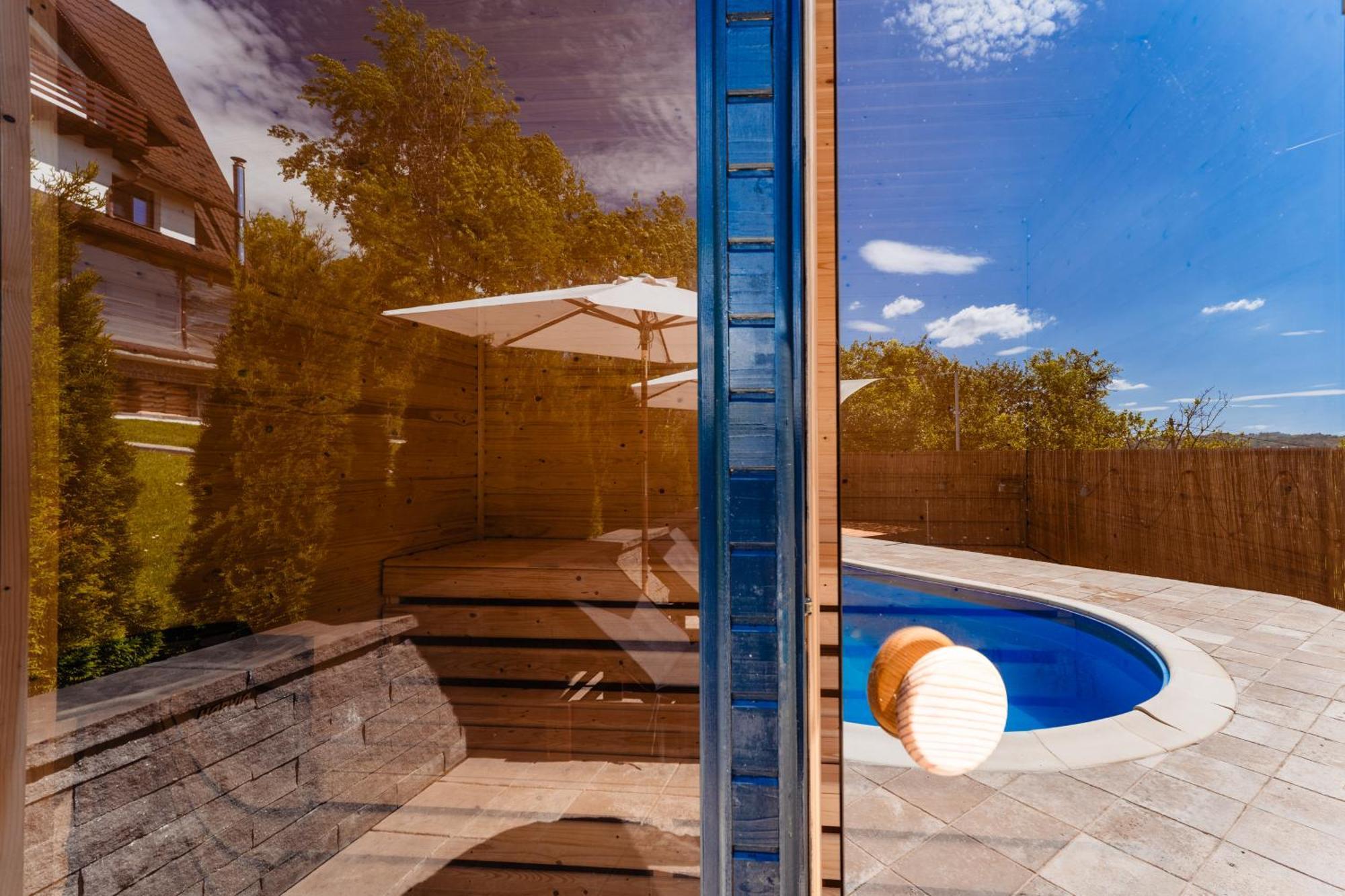 Vila Oia Wellness & Spa Breaza  Exterior photo